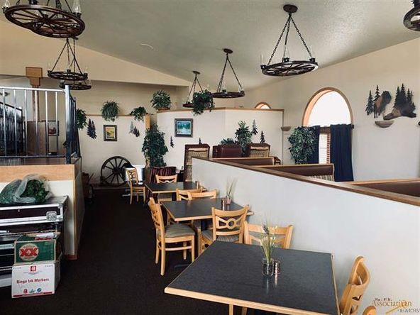 Wooley's Grill & Cellar: 1648 Highway 18 Byp, Hot Springs, SD 57747